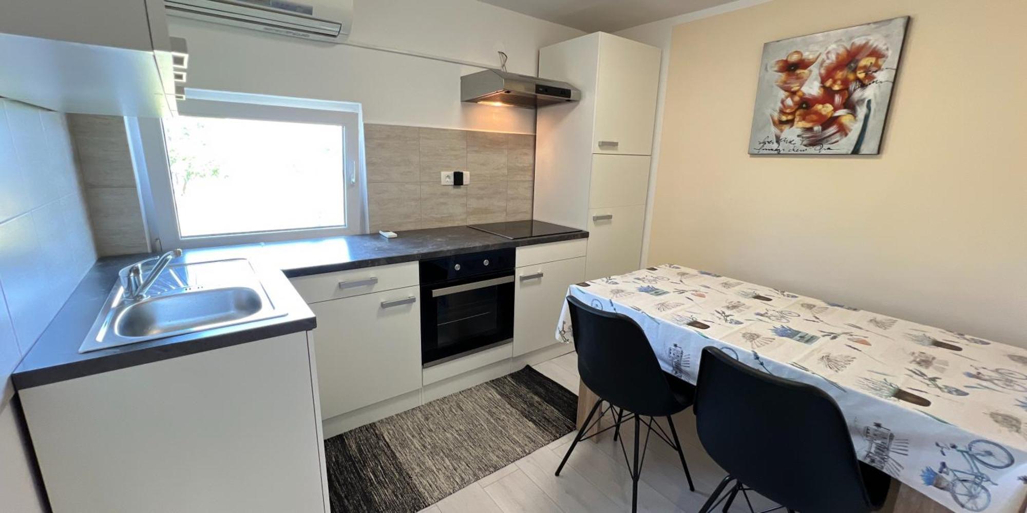 בפורטורוז Hilltop Apartments Red & Blue מראה חיצוני תמונה