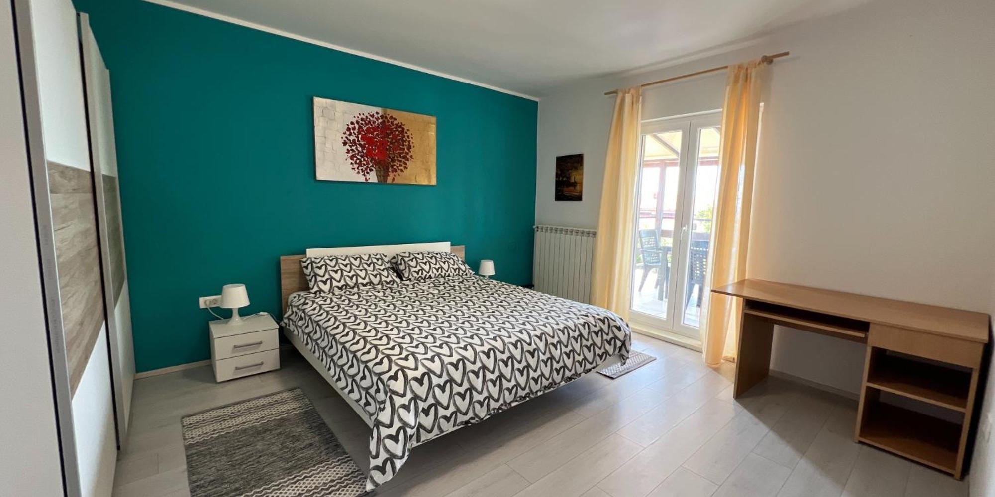 בפורטורוז Hilltop Apartments Red & Blue מראה חיצוני תמונה